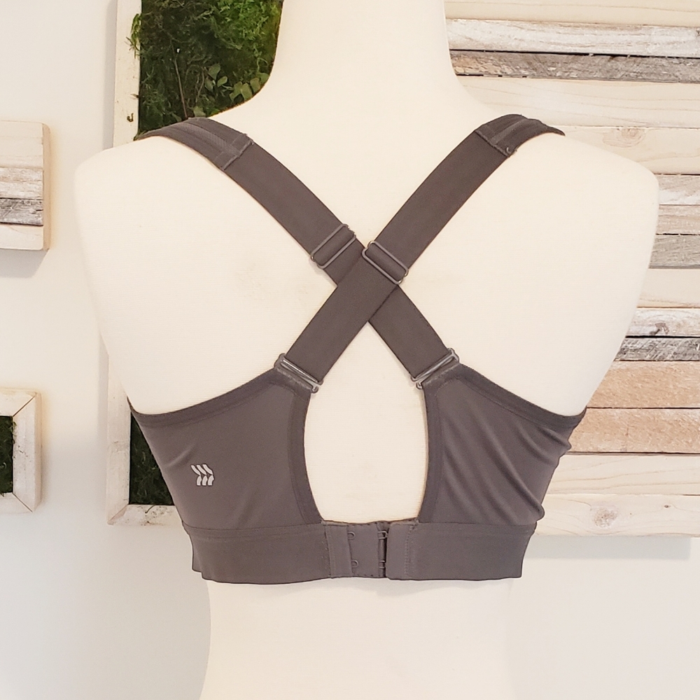 All in Motion Sports Bra Convertible Straps 36DD